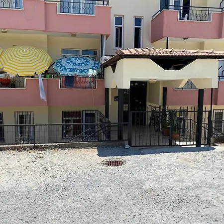 ホームステイ Kavak Evleri